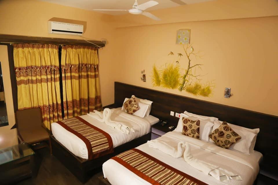 Hotel Royal Safari Csitvan Kültér fotó