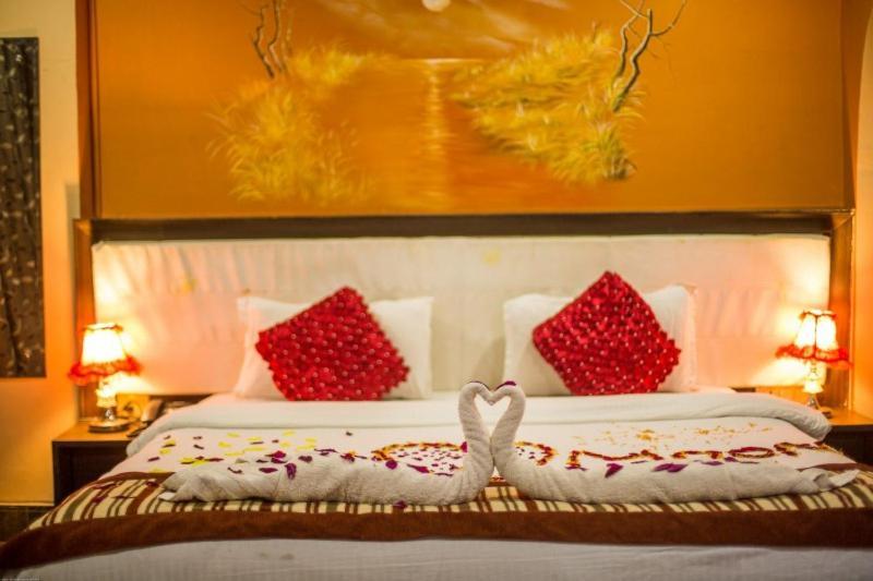 Hotel Royal Safari Csitvan Kültér fotó